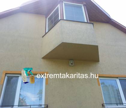 Homlokzatok tisztítás után